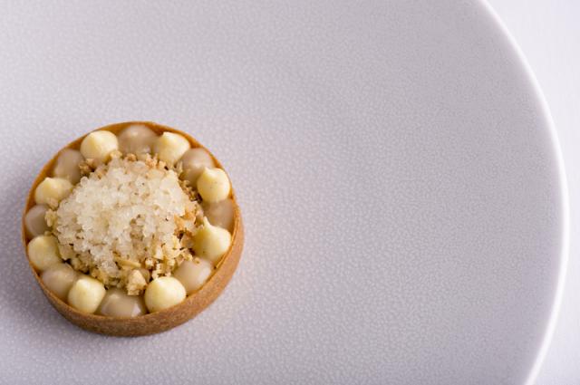 Pear and Elderflower custard tart