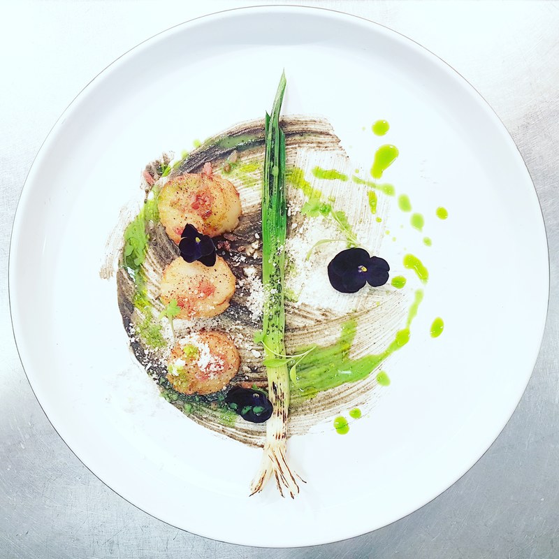 Seared Scottish King Scallops, Miso, Black Sesame Seed & Parsnip Purèe, Prawn Cracker Snow, Torched Spring Onion, Coriander Oil ???????? by Zong Tang (@zong_t), chefs, food pics, chefs to follow, Instagram, The Staff Canteen ⠀ ⠀